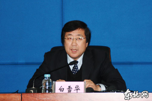 黑龙江省农业委员会副主任白雪华介绍展会筹备情况。李倩 摄
