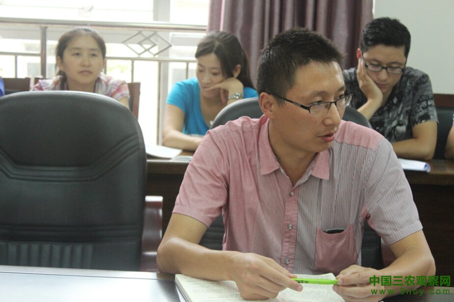 凝心聚力,共创辉煌--射洪县城西学校召开毕业班教师动员大会