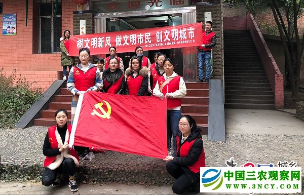 活动结束后合影.jpg